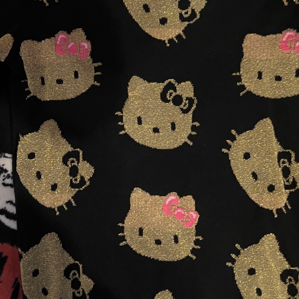 Hello kitty pullover sweater - Picture 3 of 4